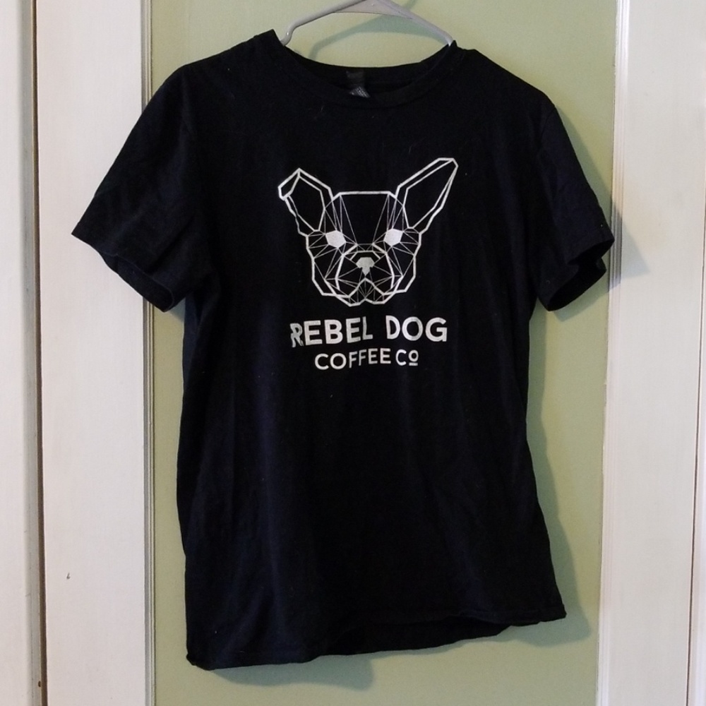 Medium tee